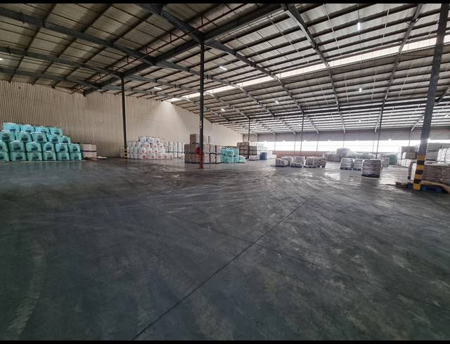10,614M² WAREHOUSE TO LET IN MOBENI